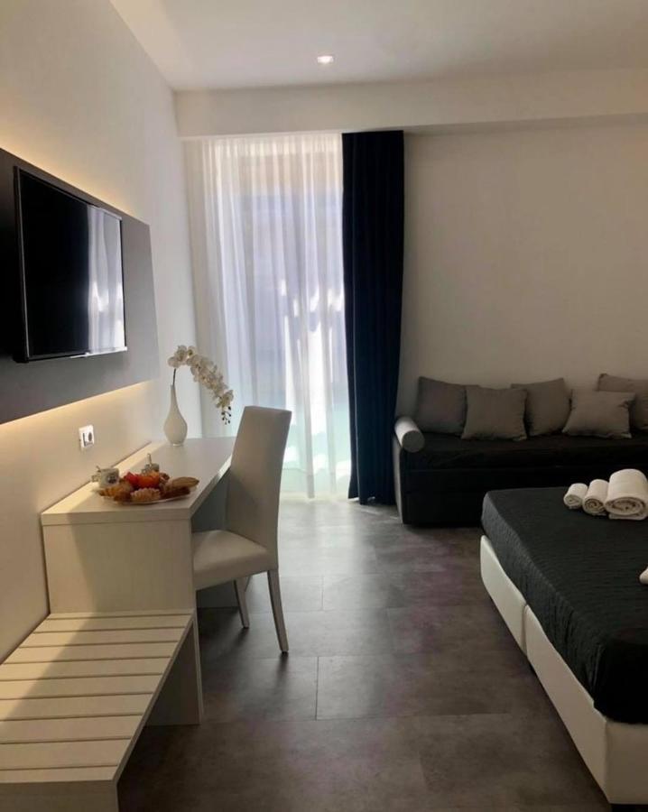 Sesto Senso Home Санта-Мария-дель-Чедро Экстерьер фото